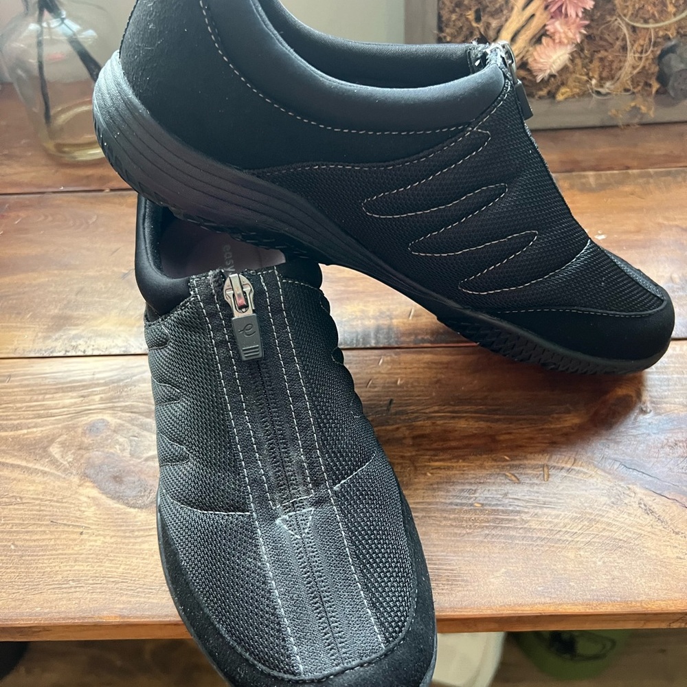 Easy Spirit Black Women's Sneakers